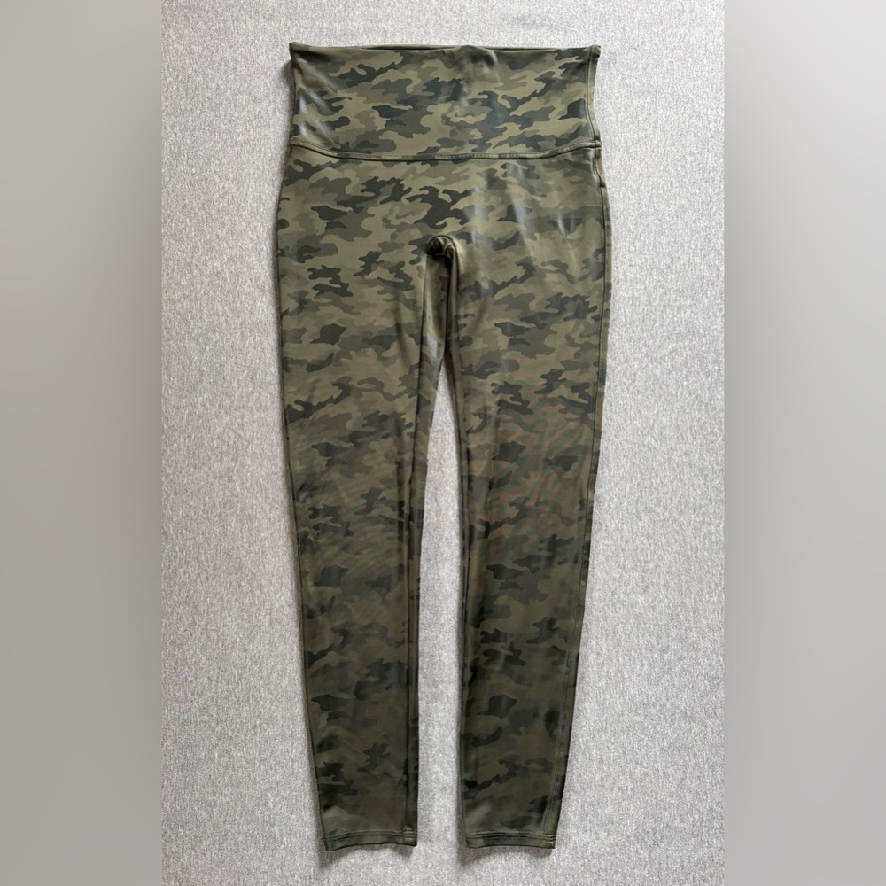 Spanx faux leather Green Camp camo leggings size XL